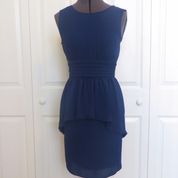 BCBGMaxAzria Blue Peplum Ruffle Asymmetrical Dress, Size 0 🗣LAST CHANCE🗣 - Picture 3 of 4
